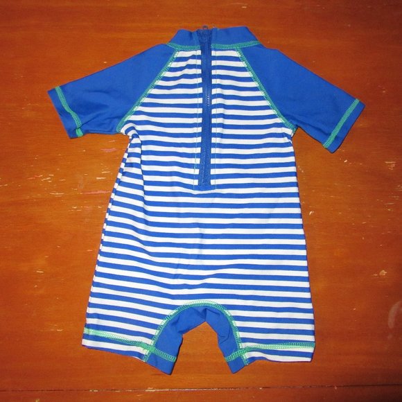 Rashguard One Piece Swimsuit 🥰 2 for $10 on select kids items 🥰 - Picture 2 of 2